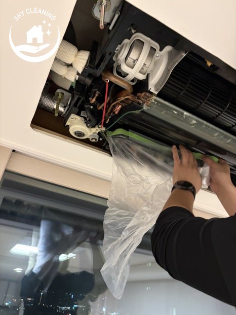 Read more about the article 인천 화성파크드림 2차 에어컨 완전분해 청소, 신축 2년 차도 냄새·곰팡이 씨앗은 먼저 잡아야 합니다