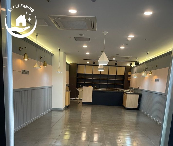 Read more about the article 서울 성수동 상가 사무실 청소 “첫인상”을 바꾸는 하늘클리닝