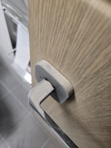 Read more about the article 하남 미사 입주청소, 망월동 미사 강변 파밀리에 구축 아파트 인테리어 후 청소 난이도가 다른 이유